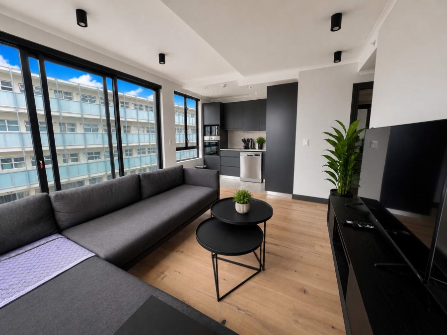 To Let 1 Bedroom Property for Rent in Green Point Western Cape